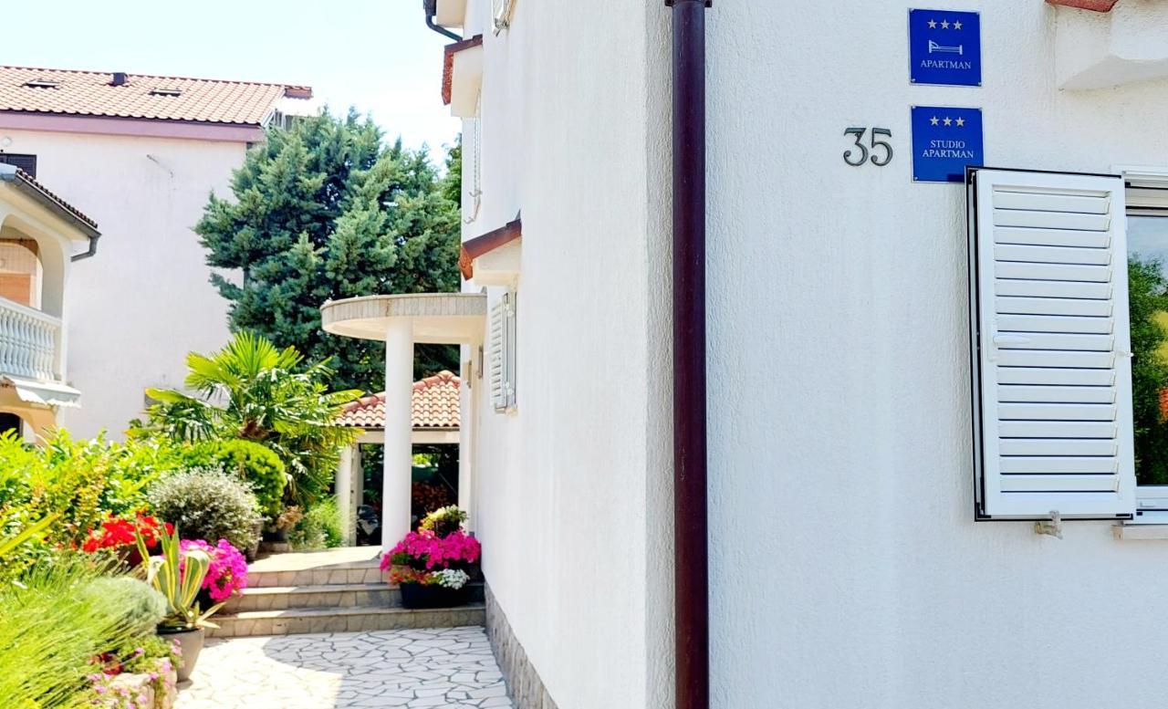 Apartments Bella Vita 2 Malinska Exterior photo